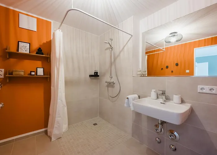 Lively Am Kaiserberg Aparthotel Duisburgo